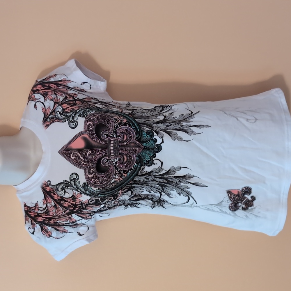 Ladies Fleur De Lis Short Sleeve Tee